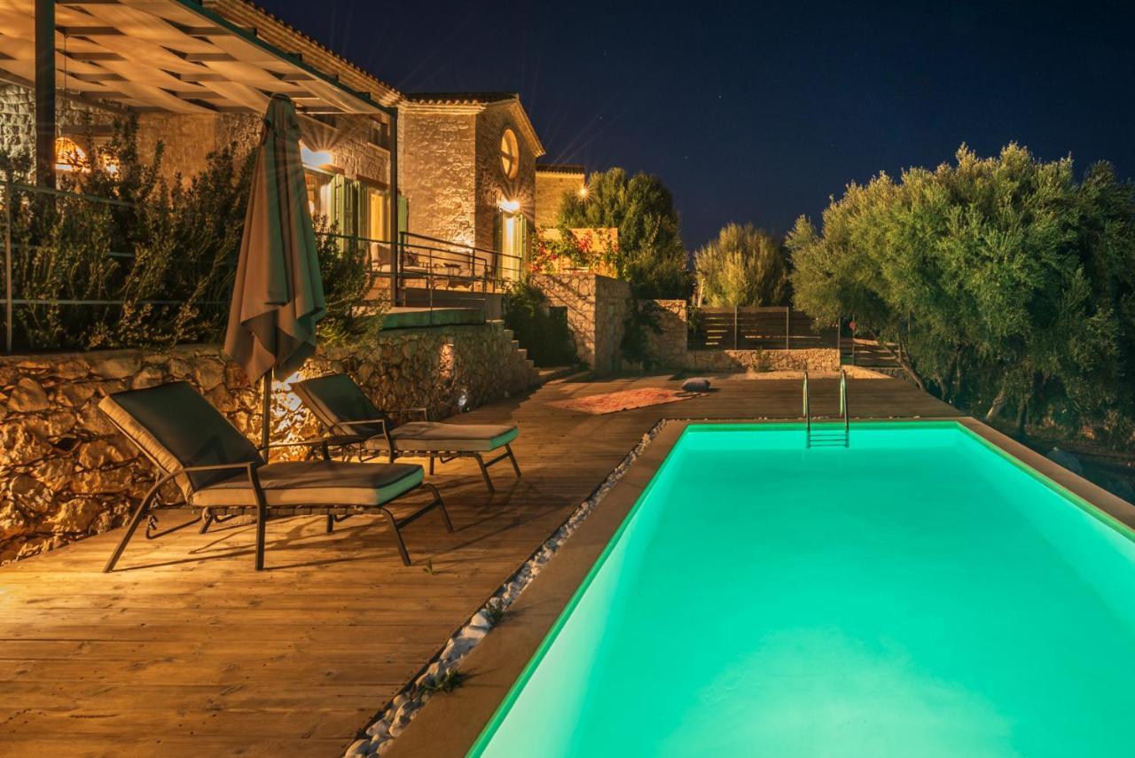 Yiameli Villas With Private Pool Skinaria Екстер'єр фото
