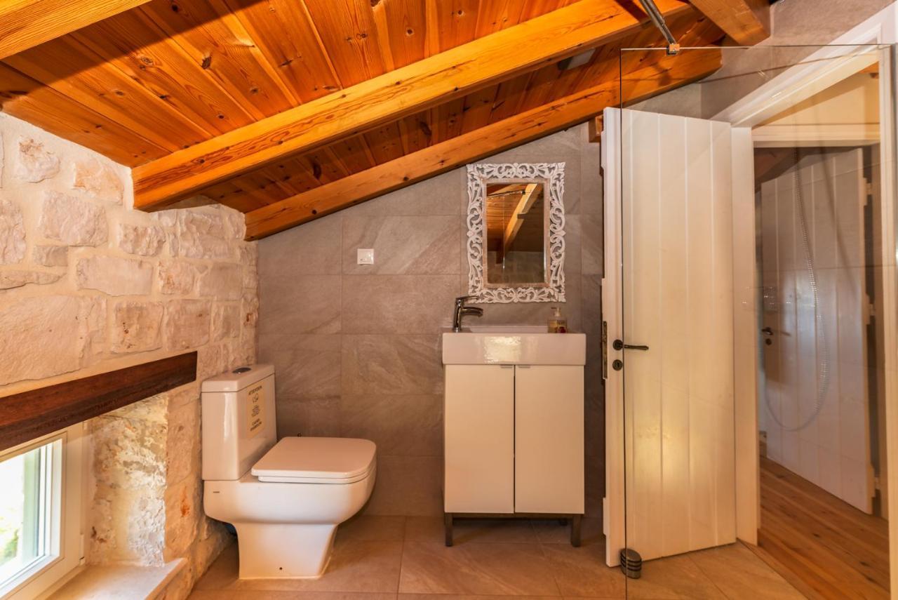 Yiameli Villas With Private Pool Skinaria Екстер'єр фото